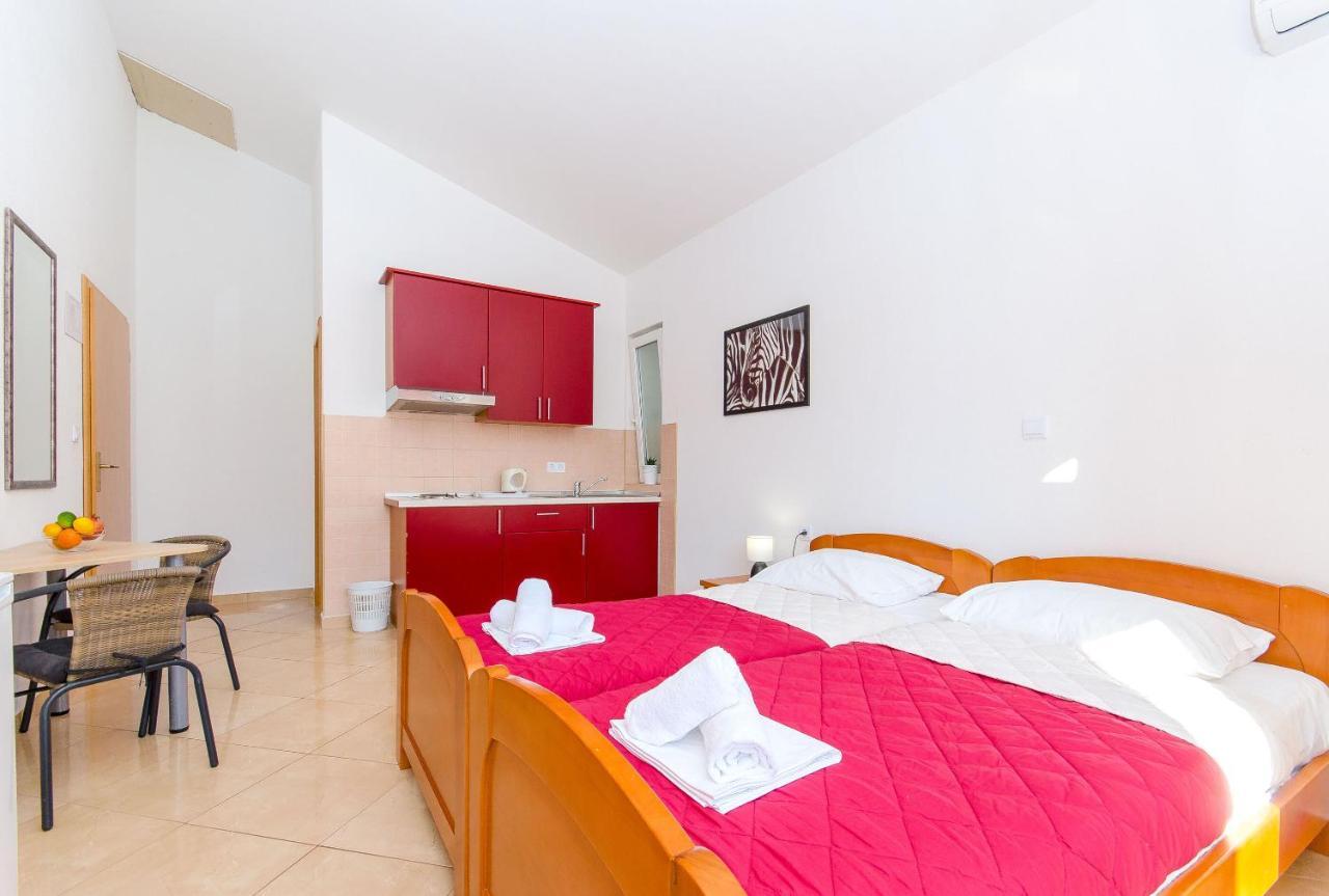Apartments Seaview Tučepi المظهر الخارجي الصورة